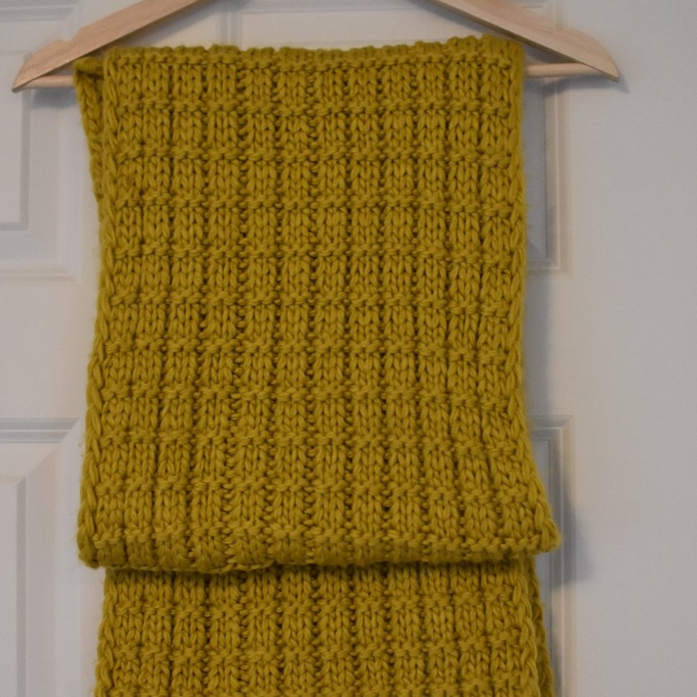 Knit infinity scarf